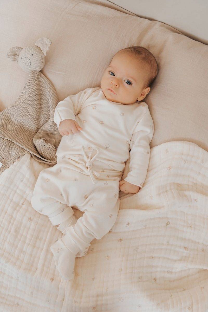 Newborn Pants Animal Friend- on baby
