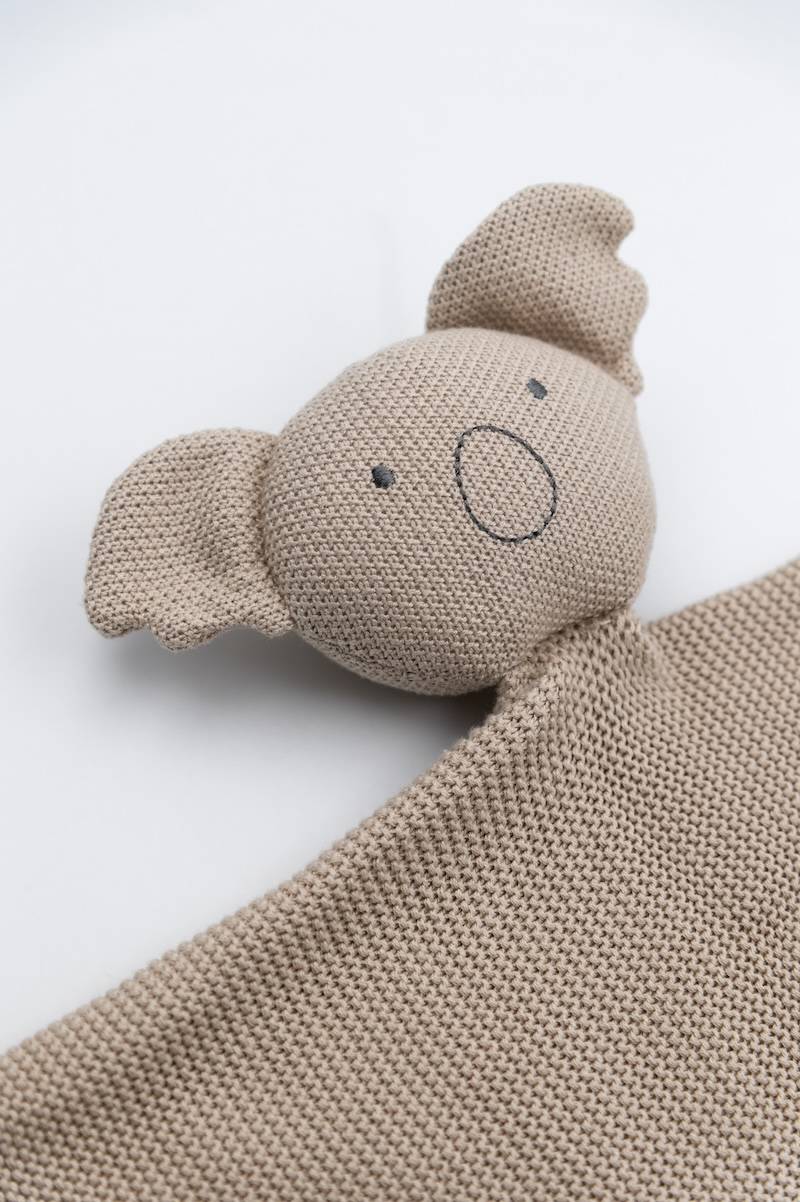 Doudou Knitted Koala OYSTER GREY- close up