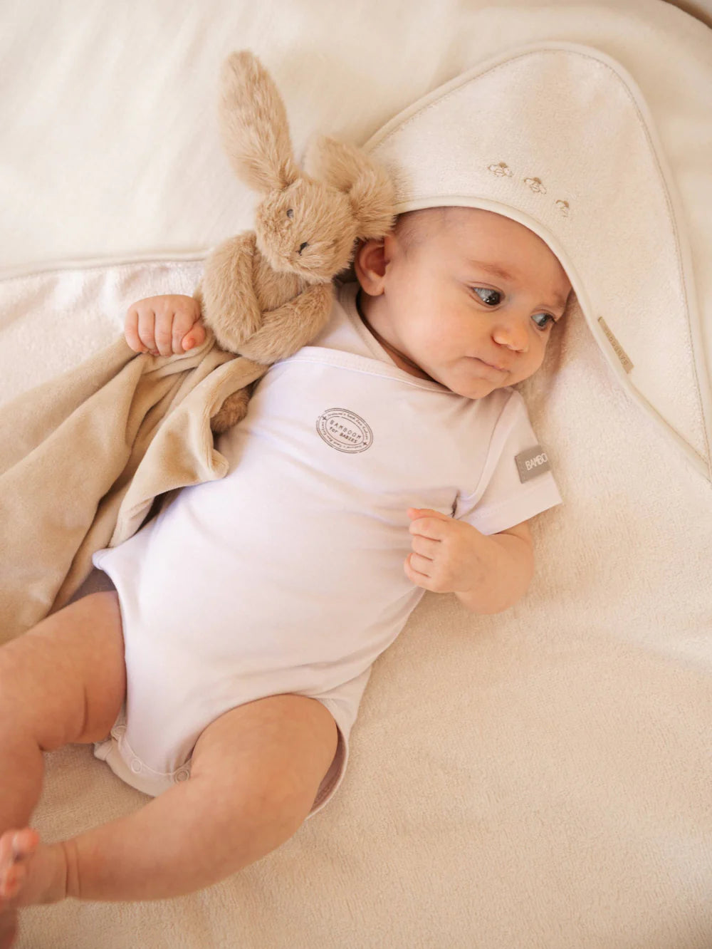 Bunny Comforter SAND- with baby