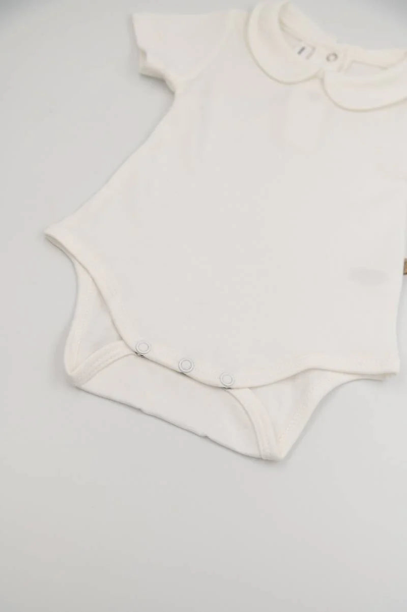 Baby Bodysuit Round Neck Short Sleeves OFFWHITE- close up